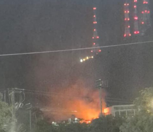Incendio en el Cerro de La Memoria alarma a vecinos de Los Mochis