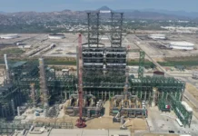 Explosión de refinería en Salina Cruz dejó 6 heridos; no afectará abasto de combustible: Sheinbaum