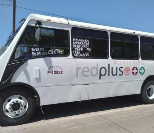 Transporte urbano ajusta rutas por baja demanda en temporada vacacional